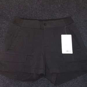 Athleta never worn Trekkie short 2.0